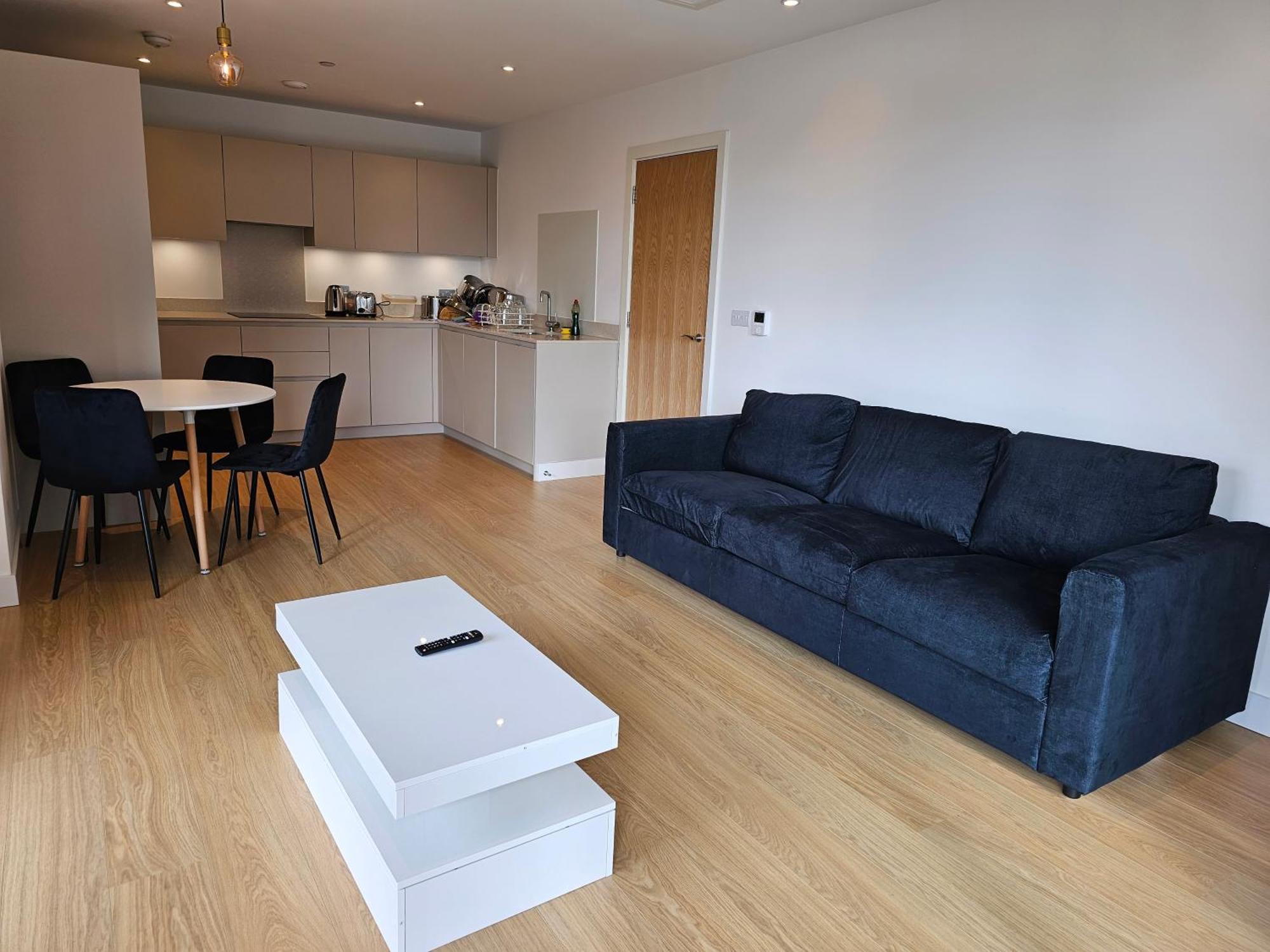 Santina Apartments Кройдон Экстерьер фото